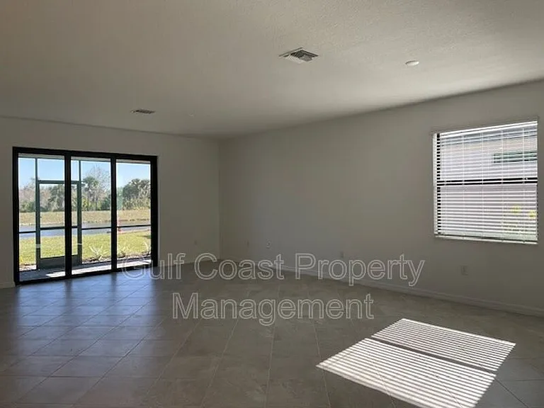 17384 Luminous Ave — Photo 21