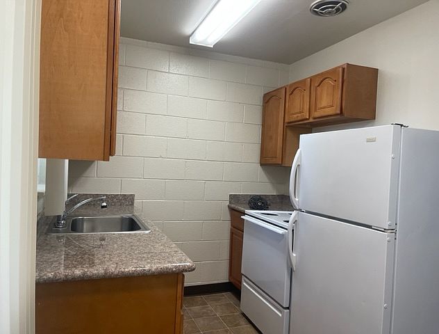 1st image of 647 E 17th St APT 334
