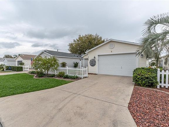3rd image of 1736 Campos Dr