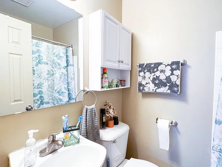 3324 Milwaukee St. — Photo 3