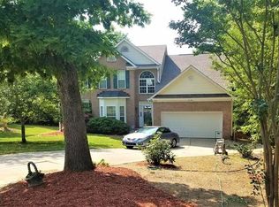 1300 Redgate Ct, Waxhaw, NC 28173