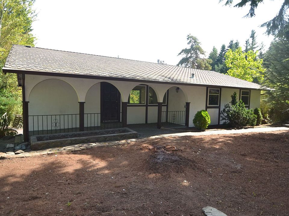 1st image of 12201 136th Ave E
