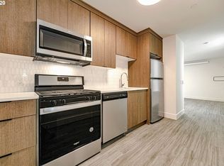 353 NE Failing St #C, Portland, OR 97212