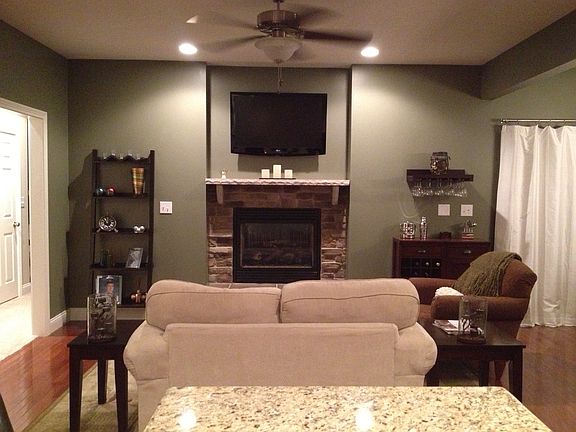 Kitchen/Hearth Room