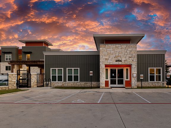 2nd image of 6936 E Ben White Blvd #2104