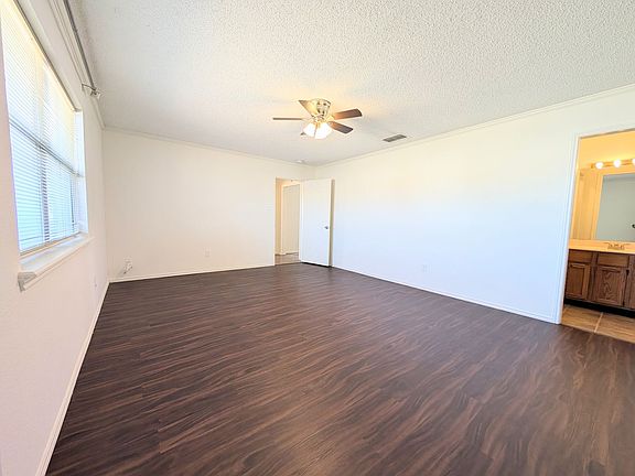 5th image of 420 Hyden Ave