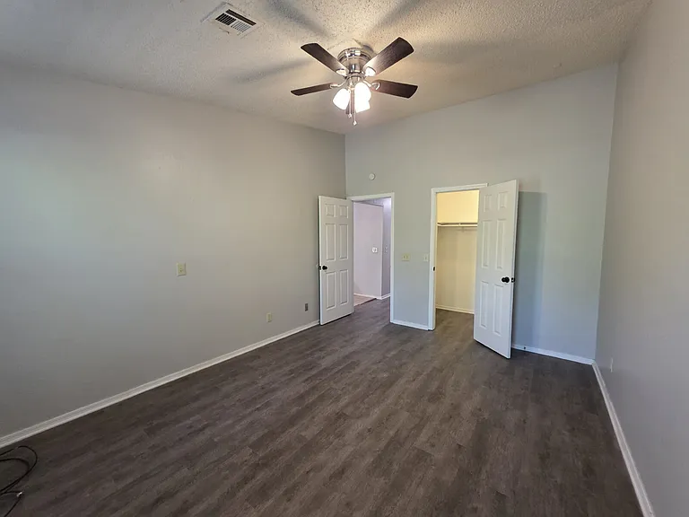 1008 Turtle Creek Dr — Photo 11