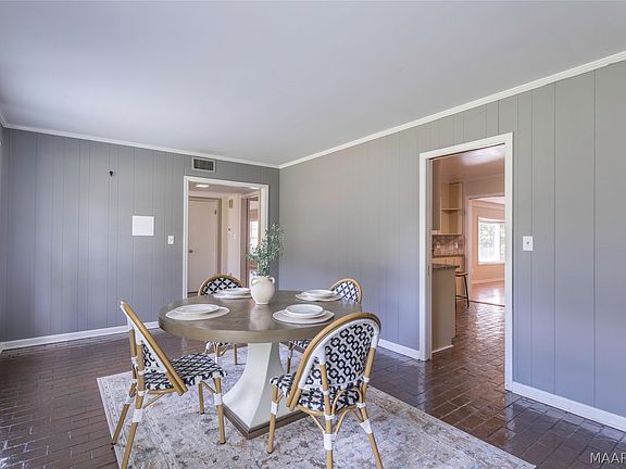 5th image of 3110 Highfield Dr