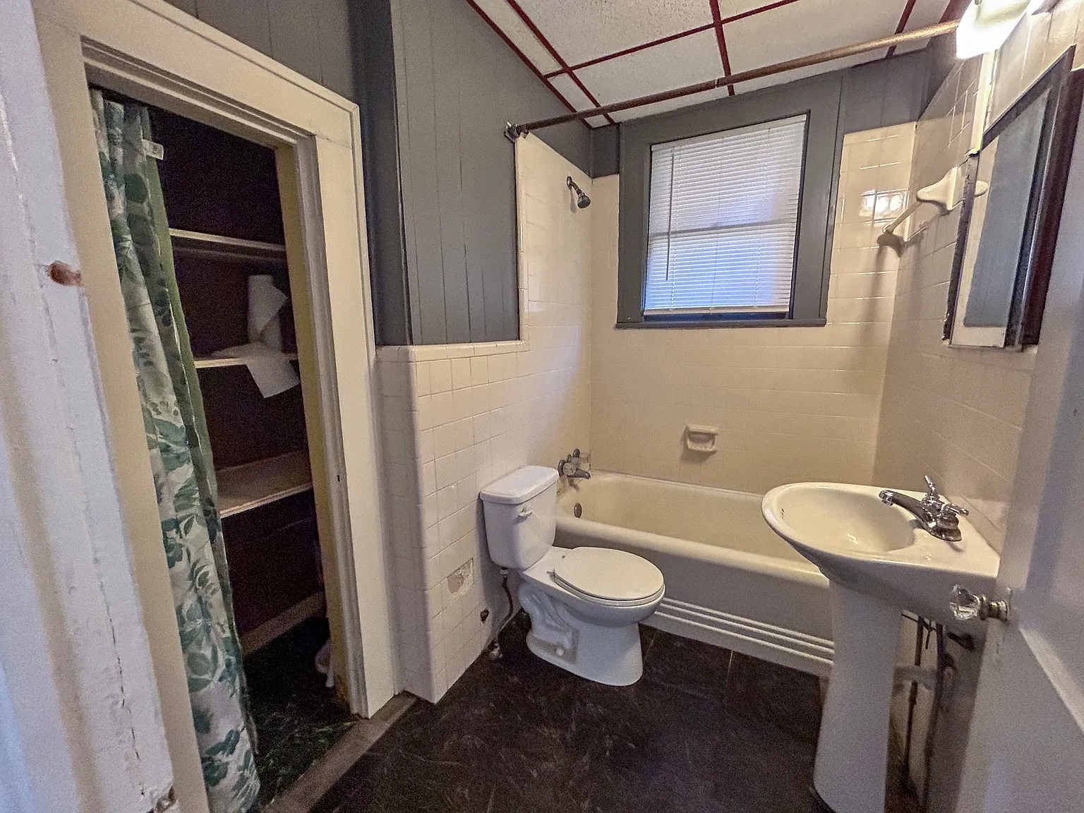 2 bed, 804 sqft, $895 — Photo 2