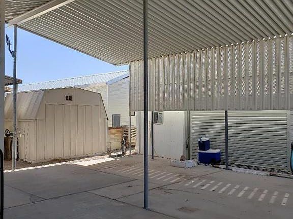 4th image of 211 E Gila Dr