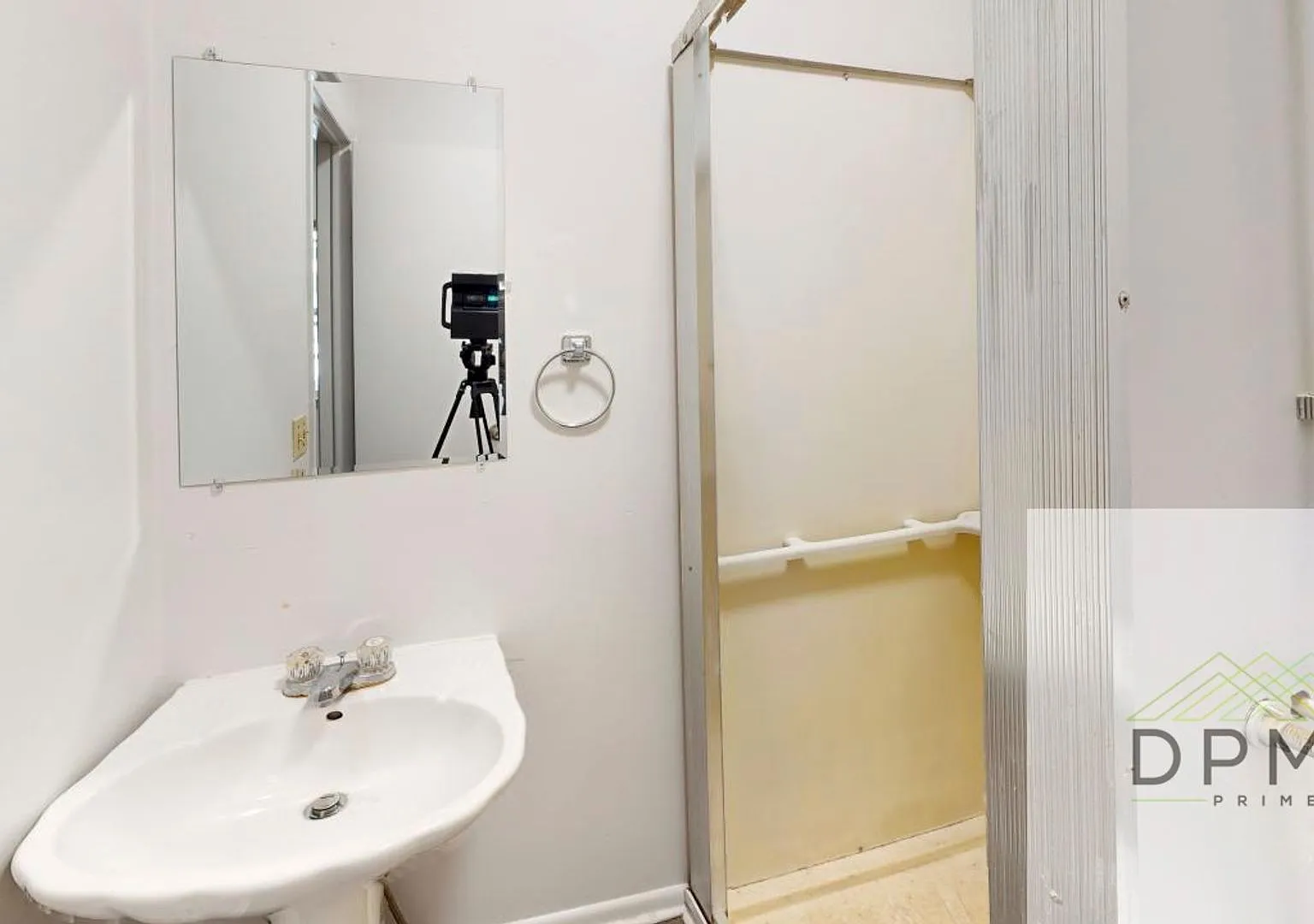 Welcome to 128 1/2 S Hosmer Lansing, MI 48912!! — Photo 4