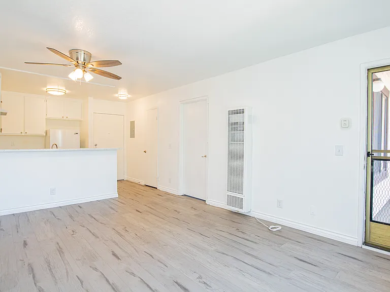 7800 Jackson St #100 — Photo 20