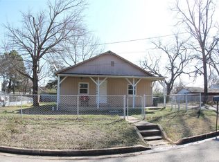 216 N 11th Ave, Durant, OK 74701