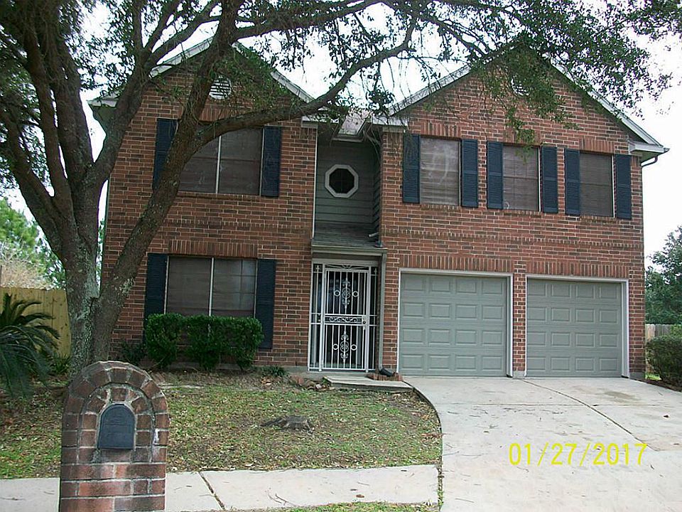 1st image of 8902 Weyburn Grove Dr