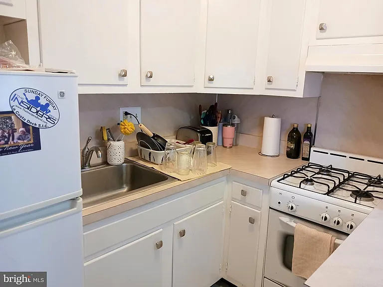 1510 Lombard St #3 — Photo 6