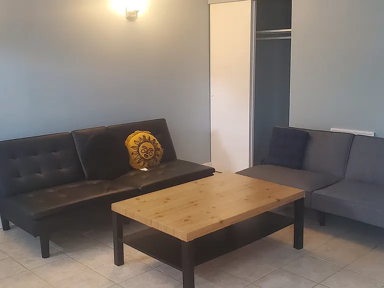 537 Avon St #1 — Photo 6