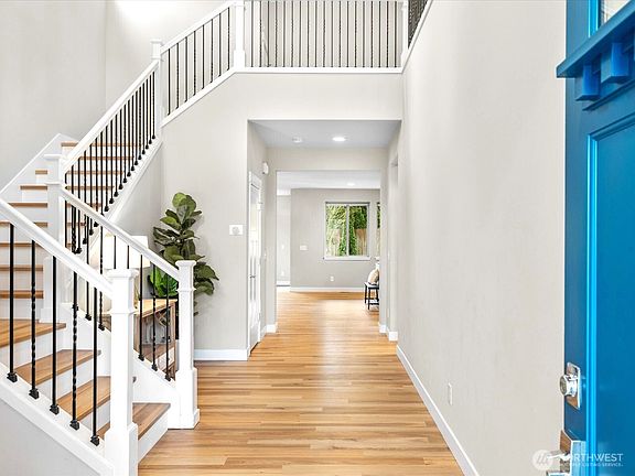 5th image of 32781 NE 52nd Street