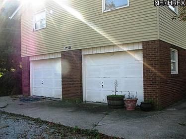 2nd image of 7105 Hidden Valley Dr