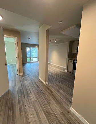 1 bedroom open floorplan