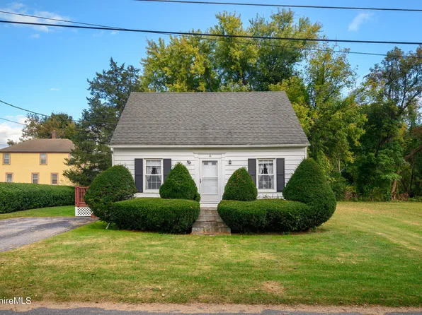 16 Harding Ave, North Adams, MA 01247