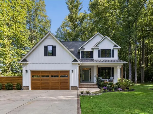 7097 Ware House Rd, Gloucester, VA 23061