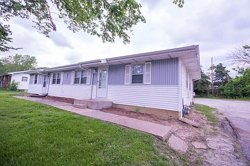 2817 N Willowbrook Rd #B Photo 1
