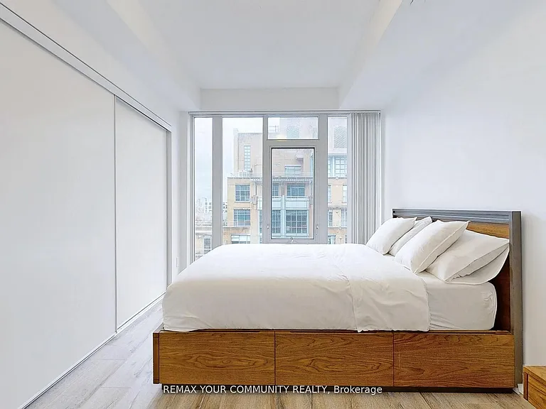 435 Richmond St W #1501 — Photo 12