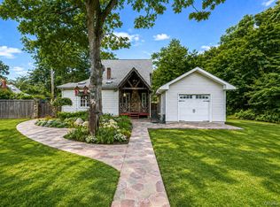 457 Granny Rd, Medford, NY 11763