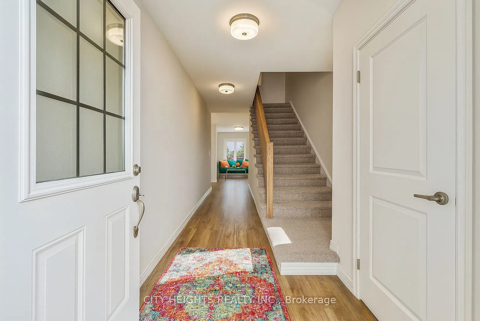 3 bed, $2,500 — Photo 2