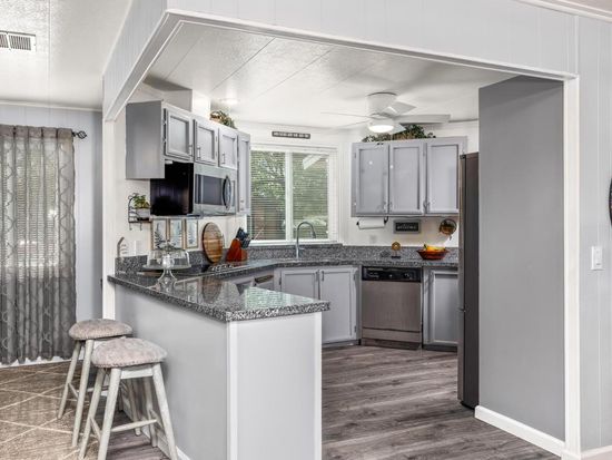 4399 Aplicella Ct Space 59, Manteca, CA 95337