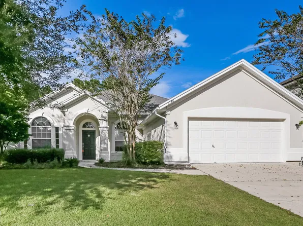 3146 Wandering Oaks Dr, Orange Park, FL 32065