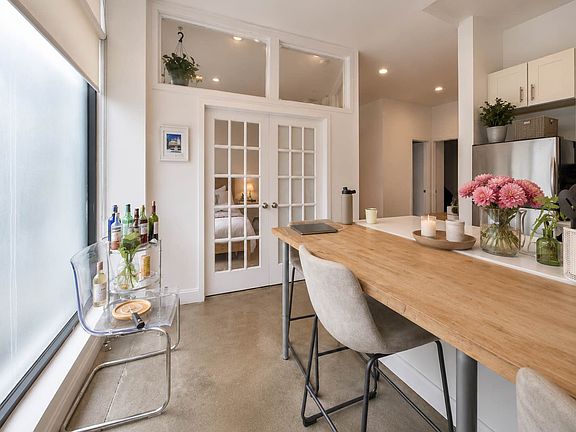 2nd image of 157 Suffolk St APT 101