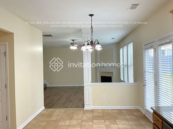 4th image of 1686 Stoney Chase Dr