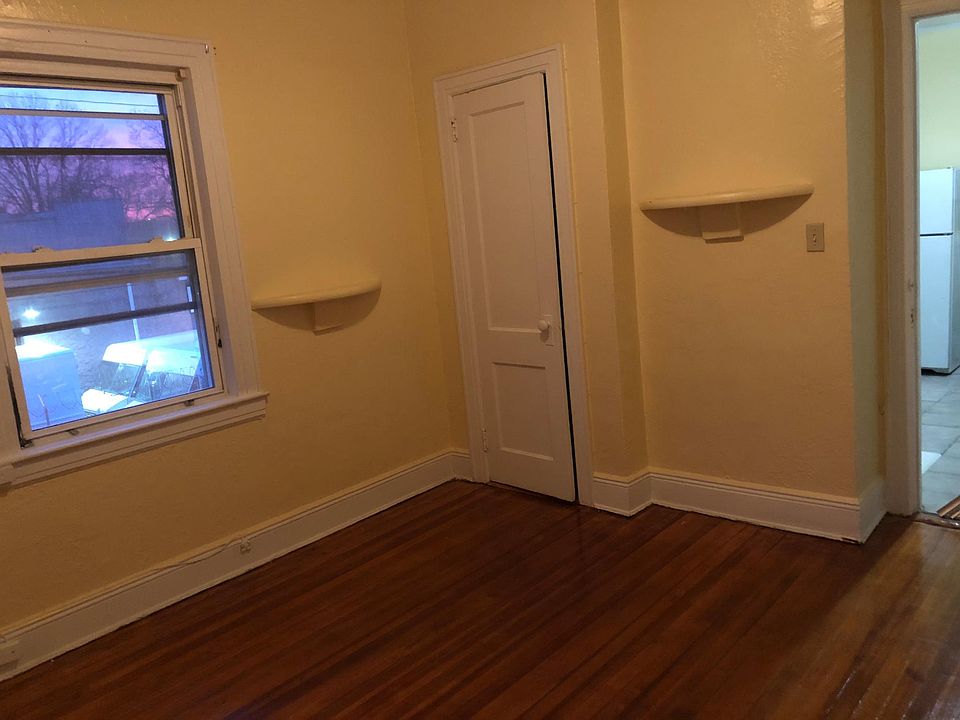 1st image of 505 S 11th Ave #2L