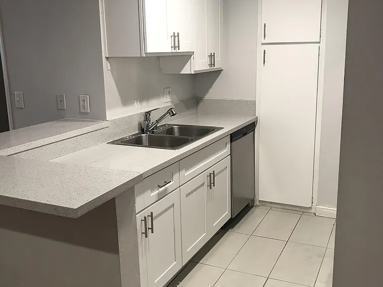 8650 Gulana Ave #L2163 — Photo 3