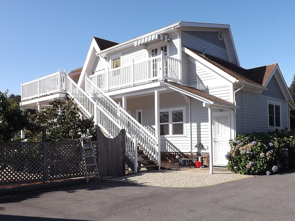 2nd image of 3308 Freedom Blvd #B