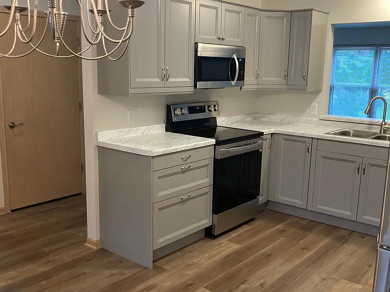 N26W26383 Quail Hollow Rd #A — Photo 3