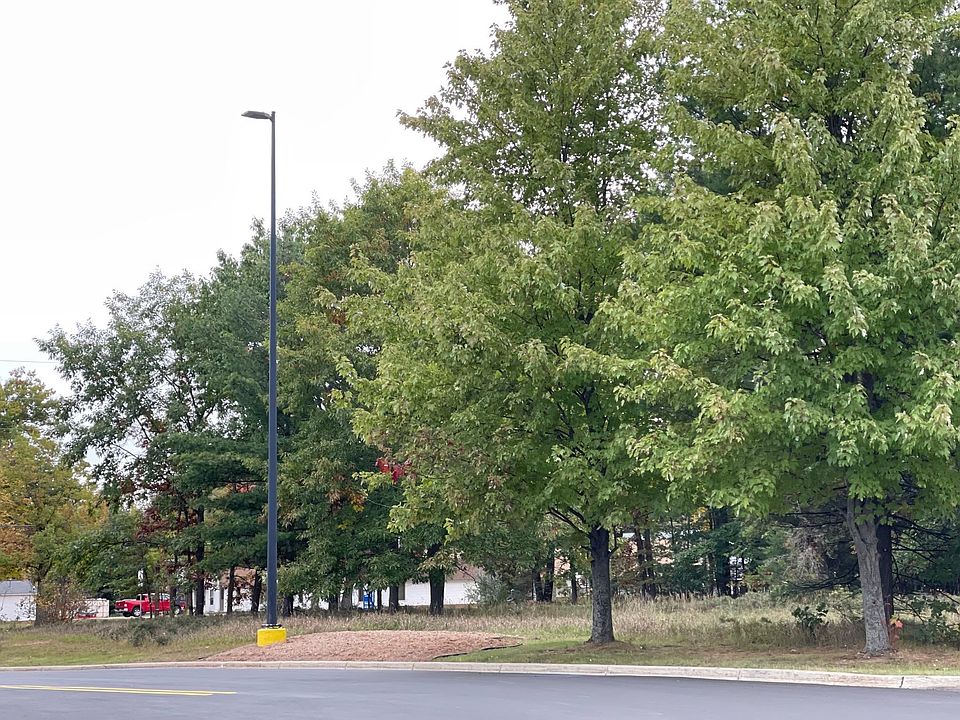 1st image of W Houghton Lake Dr