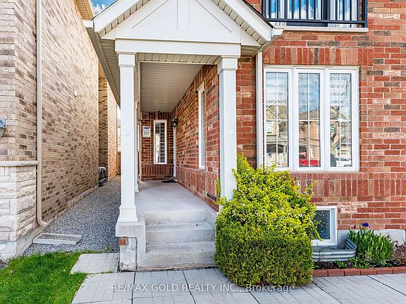 3rd image of 32 Haverty Trl