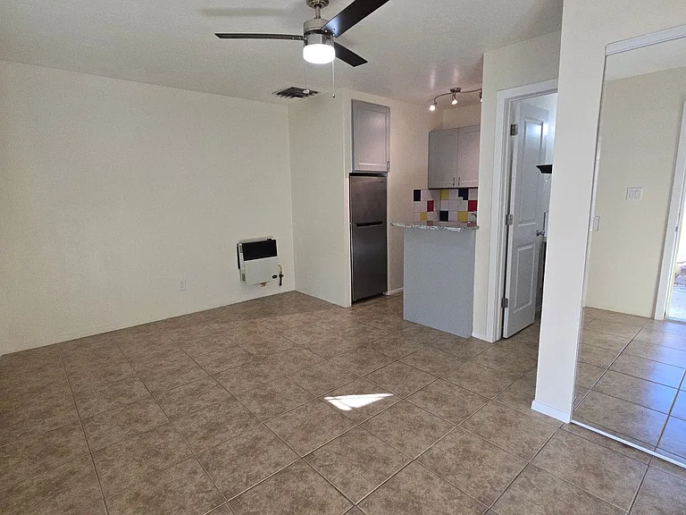 312 Vassar Dr SE — Photo 6