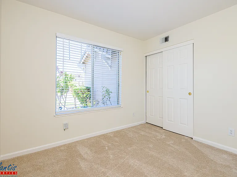 6325 Windrow Ct — Photo 6
