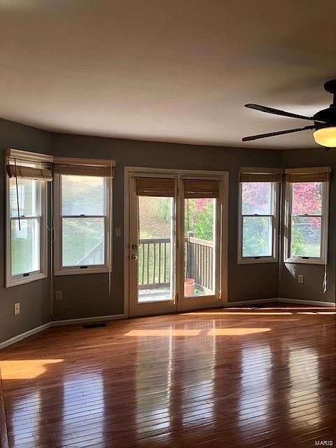 1st image of 12026 Avery Ln
