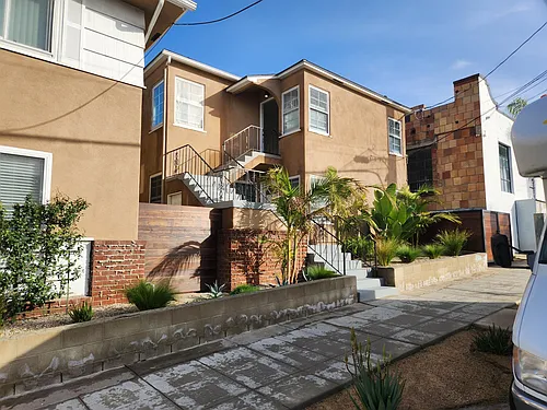 132 Ivy St Photo 1