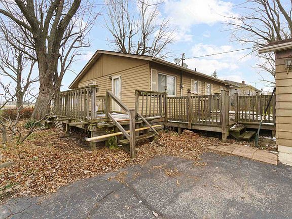 5th image of 906 Park Dr