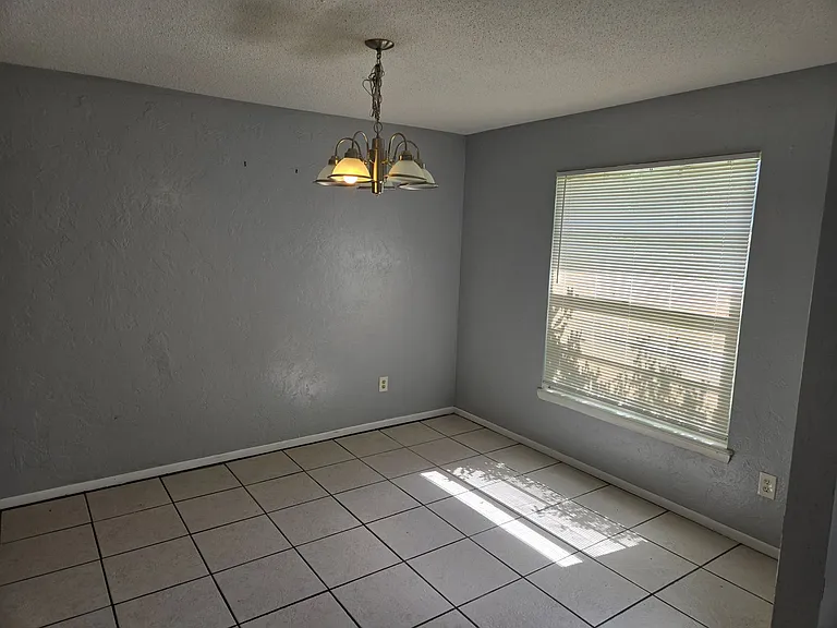 1573 S Boundary St — Photo 17
