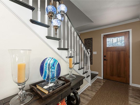 4th image of 5481 Peacock Ln