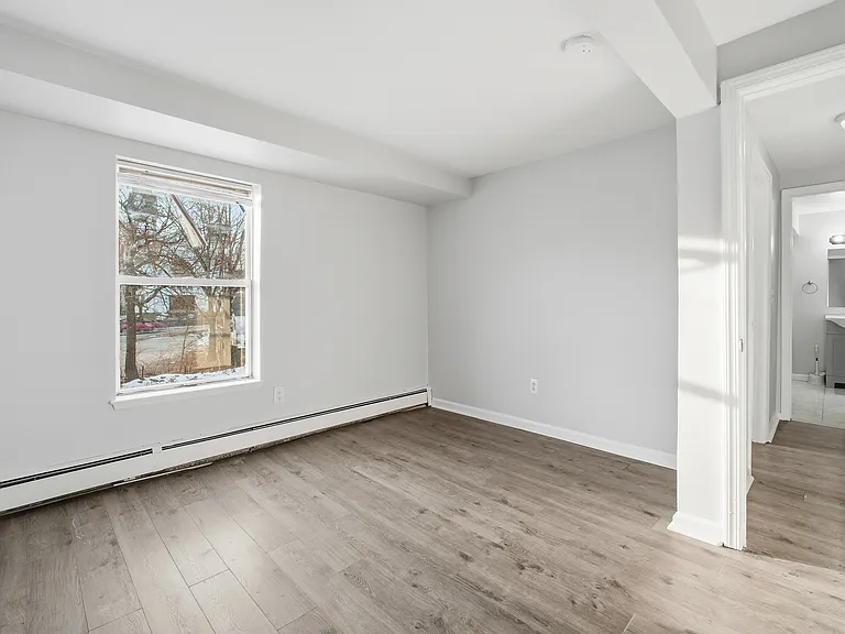 78 Belmont Ave #B — Photo 8