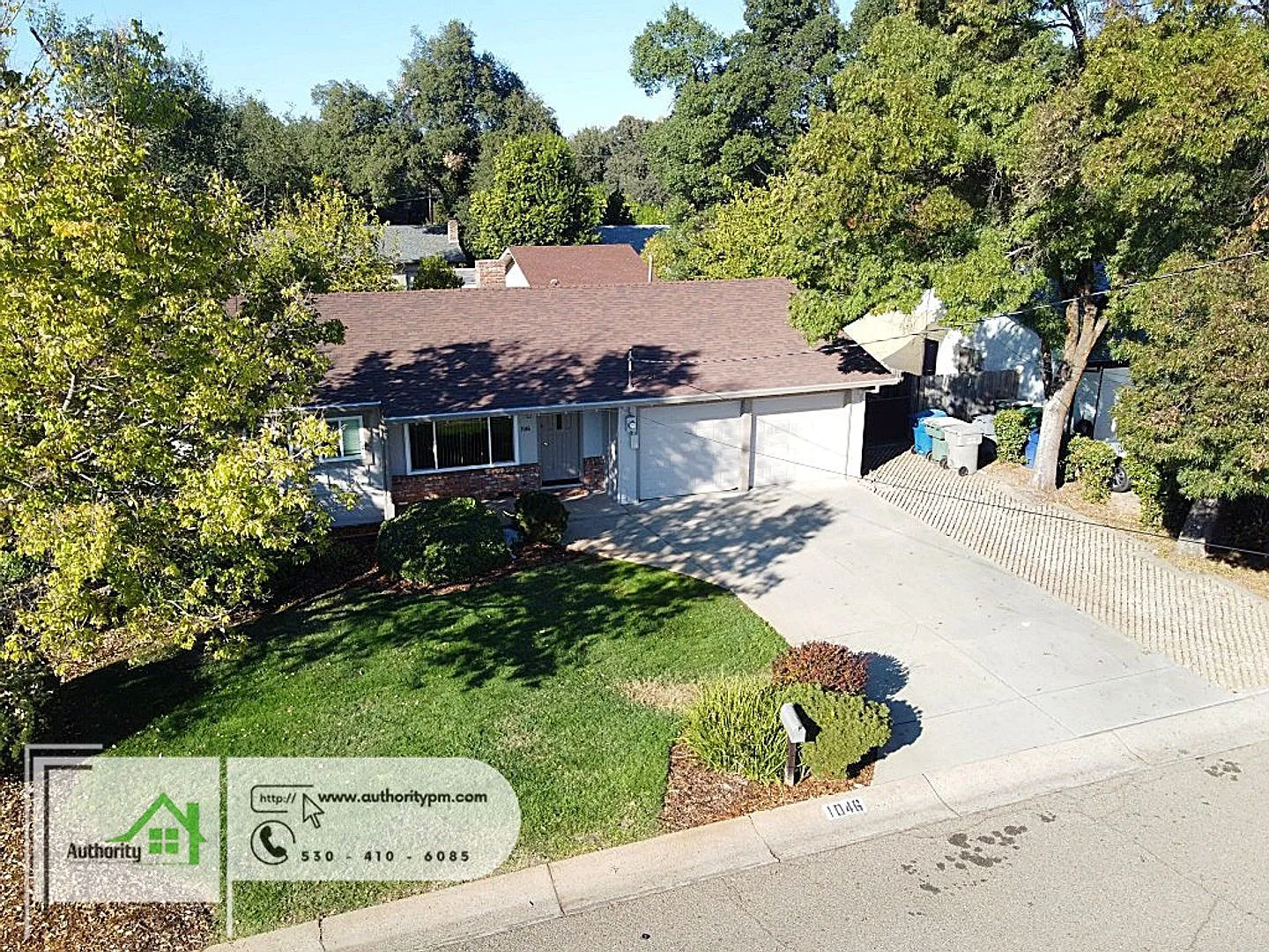3 bed, 2.0 bath, 1308 sqft, $2,195 — Photo 2