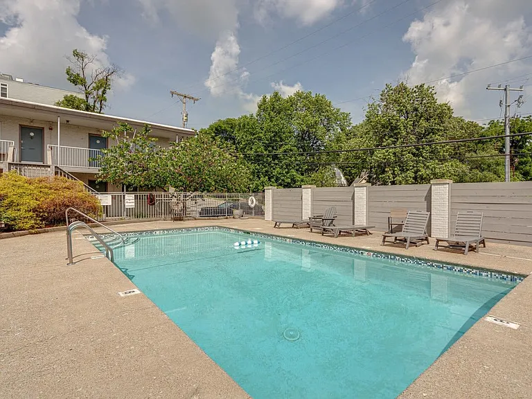 801 Hillview Hts #ID1261666P — Photo 11