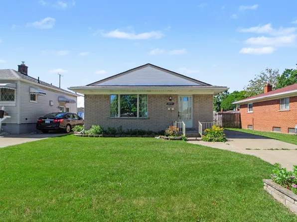 24725 Hass St, Dearborn Heights, MI 48127